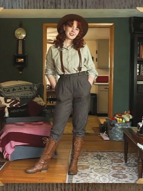 Archeologist Outfit, Paperboy Outfit, Rachel Maksy Outfits, Rachel Masky, 1920s Outfit Ideas, Vampire Pirate, Recreate Outfits, Rachel Maksy, Farmer Outfit