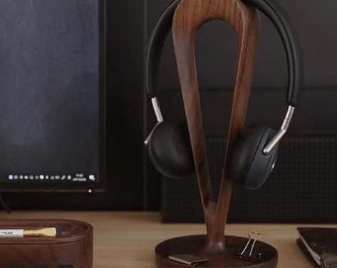 One-of-a-kind wood creatures, only for you. Diy Headphone Stand, Wood Headphones, Diy Headphones, Headset Holder, Headset Stand, Headphone Stand, Headphone Holder, Cable Holder, Headphone Stands