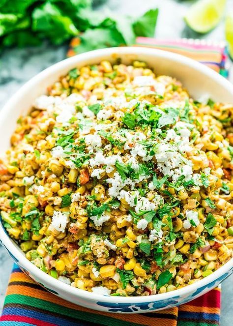 This Mexican street corn salad, also known as Esquites, is smoky, spicy, tangy and incredibly delicious. If you love the Mexican corn on the cob then you will love this version. Street Corn Salsa, Dream Salad, Elote Corn, Street Corn Salad, Grilled Peach Salad, Mexican Corn Salad, Corn Salsa Recipe, Healthy Mexican Recipes, Corn Pasta