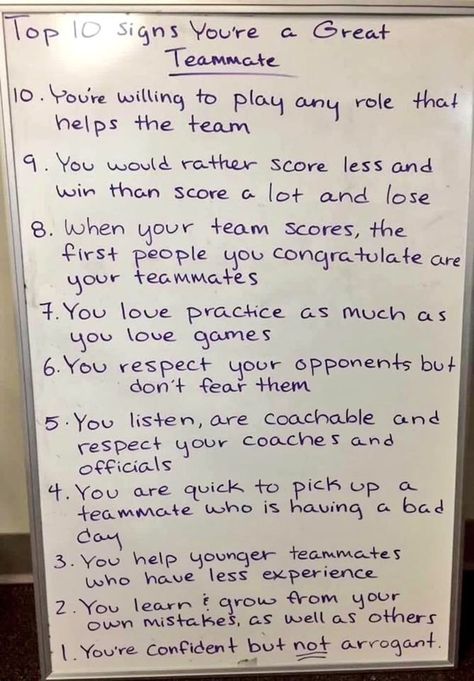 The Top 10 Signs You're a Great Teammate | Footballscoop Proper Running Technique, Vertical Jump Training, Team Quotes, Vertical Jump, Basketball Birthday Parties, Slumber Party Games, Ball Birthday Parties, Team Bonding, Volleyball Quotes