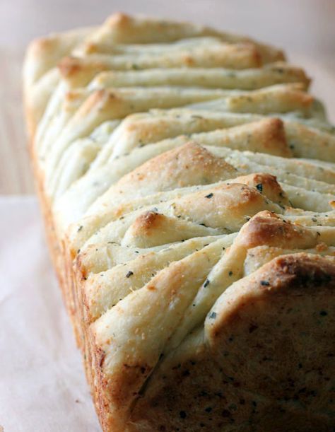 Garlic and Herb Pull Apart Bread Recipe Herb Pull Apart Bread, Bread Pull Apart Recipes, A Loaf Of Bread, Cloud Bread, Pull Apart Bread, Loaf Of Bread, Snacks Für Party, Breads And Rolls, Cheese Bread