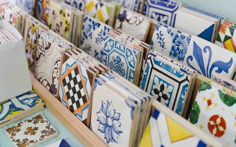 Shopping In Lisbon, Lisbon Shopping, Cool Shops, Tile Painting, Ceramic Store, Wool Jackets, Hand Painted Tile, Pottery Houses, Traditional Pottery