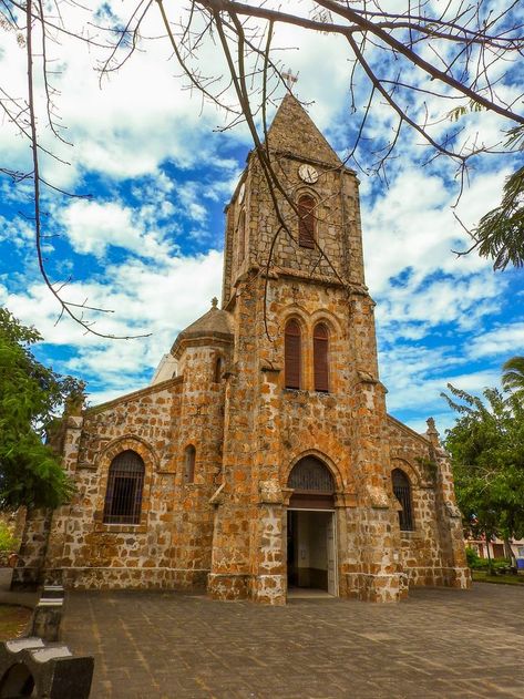 Catedrales, Costa Rica, Patrimonio arquitectónico. Puntarenas Costa Rica, Puntarenas, Barcelona Cathedral, Costa Rica, Street Art, Barcelona, Art Design, Architecture, Building