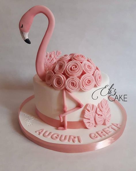 Fondant Flamingo, Pink Flamingo Cake, Aurora Cake, Flamingo Cakes, Flamingo Birthday Cake, Birthday Flamingo, Neon Cakes, Patisserie Cake, Flamingo Themed Party