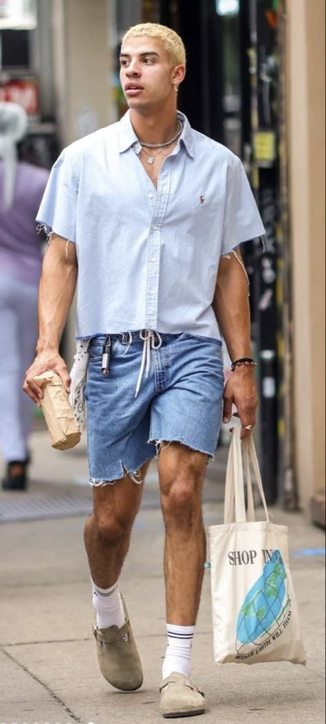 Atm Aesthetic, Queer Summer Fashion, Gay Men Fashion, Soft Masc, Genz Fashion, Pisces Aesthetic, Men Streetwear Fashion, Spring Menswear, 2024 Street Style