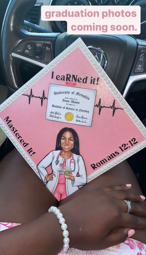 Bachelor Of Science In Nursing, Associates Degree In Nursing, Certified Medical Assistant, Nursing School Motivation, My Future Job, Bachelor Of Science, Grad Cap Designs, Nursing Cap, Medical Assistant