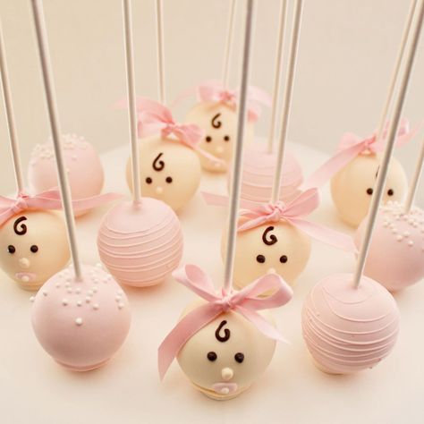 Cake Pops Baby Shower Neutral, Cake Pops For Baby Shower Girl, Baby Shower Treats Girl, Baby Shower Cake Pops Girl, Ready To Pop Baby Shower Ideas, Cake Pops Baby Shower Girl, Baby Shower Cakepops, Gender Reveal Cake Pops, Baby Cake Pops