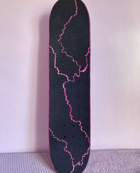 Cool Skateboard Griptape Designs, Cool Griptape Designs, Custom Skateboard Decks Art, Skatebored Art, Skate Griptape Art, Skateboard Griptape Design, Cool Skateboard Designs, Scate Bords, Skateboard Ideas Design