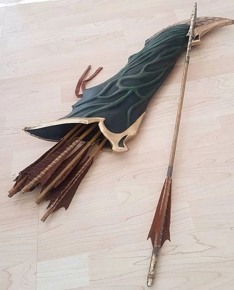 Elven Archer, Quiver Of Arrows, Horse Archery, Archery Quiver, Mirkwood Elves, Arrow Quiver, Foam Clay, Fantasy Ideas, Minecraft Cottage