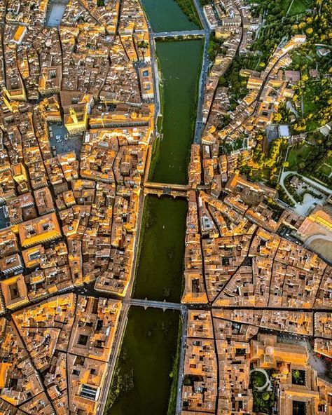 Arno Rafael Minkkinen, Highlight Design, Arno River Florence Italy, Firenze Harry Potter, Arno River, Watercraft, Architectural Drawings, Aerial Photography, Florence Italy