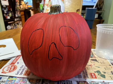 Trace the Poison Apple Stencil Diy Poison Apple Prop, Poison Apple Pumpkin Carving, Poison Apple Halloween Decor, Poison Apple Pumpkin Painting, Poison Apple Pumpkin, Fake Poison Apple, Apple From Snow White, Disney Poison, Apple Stencil