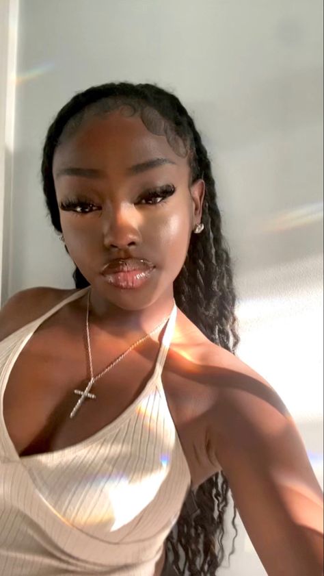 Dorian Grey, Pretty Dark Skin, Makeup For Black Skin, Brown Skin Makeup, Dark Skin Beauty, Cute Makeup Looks, Dark Skin Makeup, Pretty Selfies, Pretty Makeup