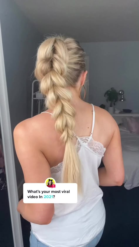 Double Bubble Braid, Big Ponytail, Braids Summer Hairstyles, Braids Summer, Chunky Braids, Ponytail Tutorial, Bubble Braid, Big Braids, Bubble Ponytail