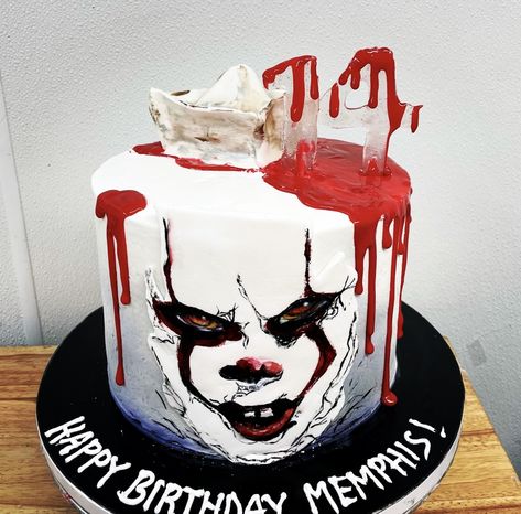 Orange Drip Cake, Pennywise Cake, Horror Cakes, Horror Cake, Online Birthday Cake, Clown Cake, It Cake, Girls Birthday Party Ideas, Halloween Cake