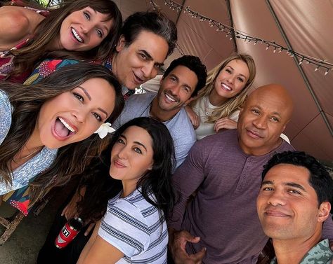 That’s A Wrap! Season 3 of NCIS: Hawai’i is in the books! (New episodes still left to air!) This is the BEST Team I could have ever asked… | Instagram Vanessa Lachey, Ncis Cast, Ncis Hawaii, Ncis New Orleans, Ncis New, A Breath Of Fresh Air, Ncis, Breath Of Fresh Air, One Team