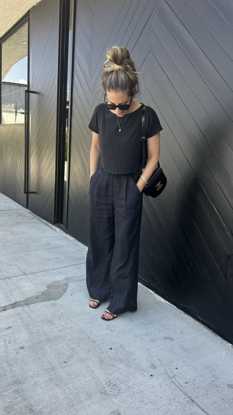 Black Outfits Work Casual, Black Linen Drawstring Pants Outfit, Casual Wide Leg Black Pants Outfit, Black Linen Straight Pants Outfit, Black Linen Culottes Outfit, Black Pants Black Top Outfit, Black Summer Pants Outfit, Black Trousers Outfit Casual Summer, Black Gauze Pants Outfit