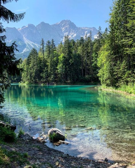 Lakes And Mountains, Wild Flowers Landscape, Landscape Pictures Aesthetic, Painting Reference Photos Landscape, Chamonix Summer, Traveling Images, River Scenery, Nature Photography Landscape, Nature River