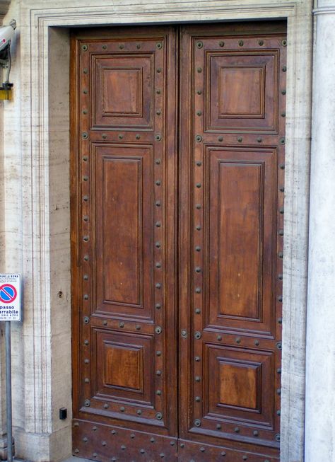 Italian Door Masterbath Inspirations, Italian Cottage, Italian Doors, Cabin Door, Hallway Makeover, Stone Ideas, Cabin Doors, Metal Doors, Door Design Images