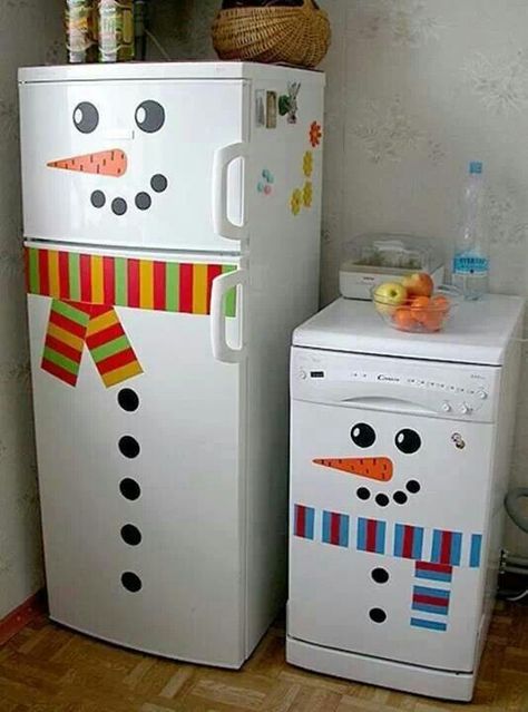 Christmas fridge Jul Diy, Office Christmas Decorations, Office Christmas, Noel Christmas, Christmas In July, Christmas Door, Christmas Deco, Xmas Crafts, Simple Christmas