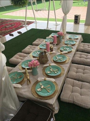 Picnic Party Decorations, Classic Bedroom Design, Backyard Dinner Party, Eid Crafts, Sleepover Birthday Parties, Picnic Decorations, Eid Party, Garden Picnic, Boho Picnic