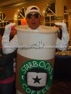 Coolest Starbucks Cup Costume: Costume coffee cup original inspired by the brand Starbucks. In this case it is a new brand called Starbooks coffee made for a performance partcipar Wakatake Coffee Cup Costume, Coffee Costume, Starbucks Halloween Costume, Pumpkins Decorating, Starbucks Costume, Costumes For Work, Coffee Cups Diy, Halloween Costumes For Work, Painting Pumpkin