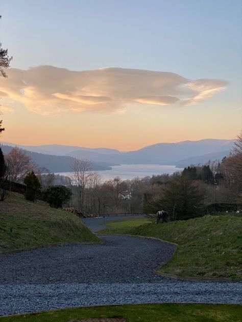 #lake #windermere #lakedistrict Omaze Million Pound House Lake District, Lake District Aesthetic, Windermere Peaks, Windermere Lake District, Take Me To The Lakes, Mountains Aesthetic, Lake District England, Lake Windermere, Going On An Adventure