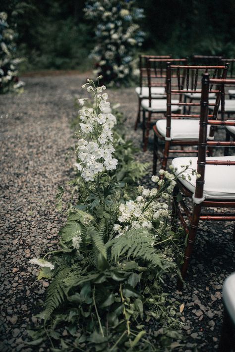 greenery forest wedding ceremony decoration ideas Forest Wedding Ceremony, Wedding Forest, Greenery Invitation, Winter Wedding Decorations, Sustainable Wedding, Wedding Inside, Winter Wedding Inspiration, Venue Decor, Wedding Inspiration Board