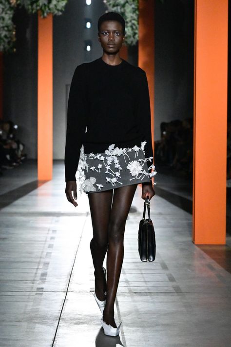 Prada RTW Fall 2023 [PHOTOS] Fall 23 Runway, Prada Ss23, Prada Outfits, Cny 2024, Prada Runway, Prada Skirt, Floral Skirts, Career Wear, Dressed To Kill