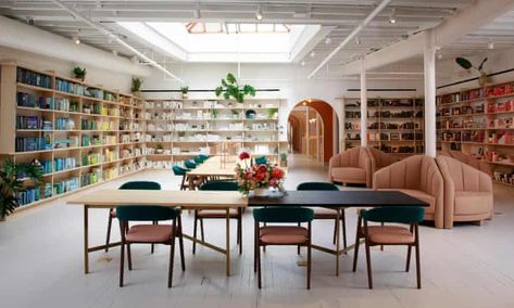 The Wing, New York. Community Space Design, New Yorker Loft, Ikea 2015, Kura Bed, Soho Loft, Shared Office Space, New York Loft, Loft Interior, Interior Vintage