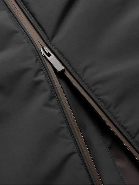 Sportswear Details, Coat Details, Urban Jacket, Apparel Design Inspiration, Sportswear Fashion, Llbean Backpack, Textiles Fashion, Zipper Jacket, Sports Design