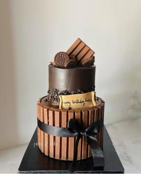 2tier Chocolate Cake, Kitkat Chocolate Cake Birthday, Kit Kat Cake Birthday, Two Tier Chocolate Cake Designs, 2 Tier Chocolate Cake Decoration, Kit Kat Cake Ideas, Kitkat Cake Design, Kit Cat Cake, Kitkat Cake Ideas