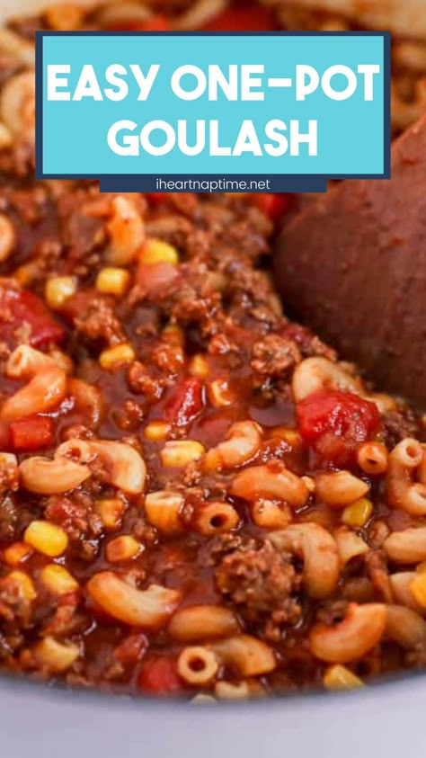 Instapot Goulash Recipe, Easy One Pot Goulash, Easy Goulash Recipes Slow Cooker, Crop Pot Recipes Easy, Small Batch Goulash, One Pot Hamburger Recipes, Homemade Goulash Recipe, Goulash Recipes One Pot, One Pot Goulash Recipes