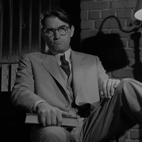 Gregory Peck To Kill A Mockingbird, Atticus Finch Aesthetic, Atticus Finch Fanart, Alfred Hitchcock Aesthetic, Atticus Finch, Old Hollywood Movie, Gregory Peck, Day Lewis, Hollywood Cinema