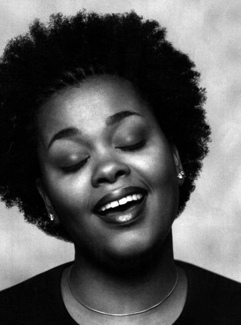 Eyes closed singing Jill Scott, Unapologetically Black, Vintage Black Glamour, Black Hollywood, Neo Soul, Black Femininity, Female Singers, New Classic, Vintage Beauty