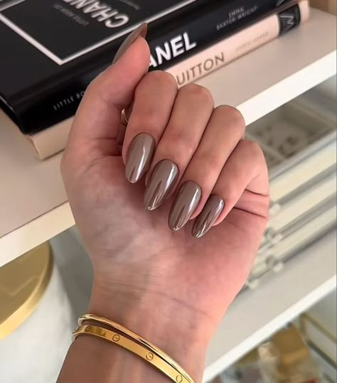 Marron Nails, Metallic Nails, Neutral Nails, Brown Nails, Elegant Nails, Minimalist Nails, Manicure Y Pedicure, Classy Nails, Dream Nails