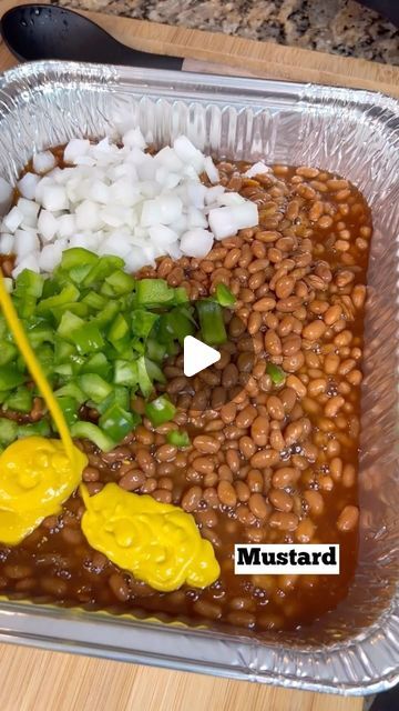 Best Cookout Side Dishes Easy, Easy Bbq Grill Recipes, Baked Beans And Potatoes, Baked Beans Recipe With Ground Beef, Baked Beans Meal Ideas, Bbq Baked Beans With Ground Beef, Southern Baked Beans With Ground Beef, How To Make Baked Beans, Bake Beans With Ground Beef