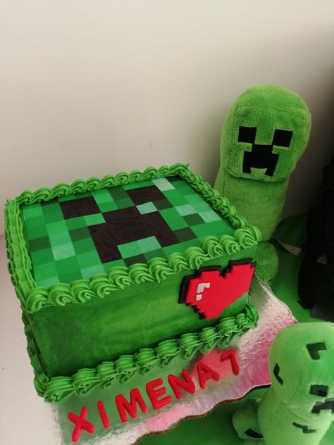 Pastel cumpleaños niña Creeper Minecraft Pastel Minecraft, Baby Car, Baby Car Seats, Party Themes, Minecraft, Car Seats, Pastel, Cake, Quick Saves