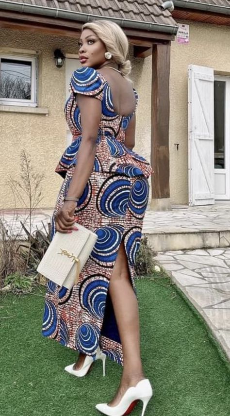 Kaba Styles, Boubou Styles For Women, Ankara Dress Designs, African Print Dress Ankara, African Dresses Modern, African Wear Dresses, African Inspired Clothing, African Print Dress Designs, Women Hats Fashion