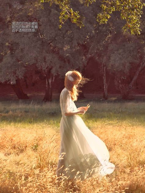 julia hafstrom by camilla akrans for vogue china may 2014 | visual optimism; fashion editorials, shows, campaigns & more! Era Victoria, Picnic At Hanging Rock, Theme Nature, Alfred Stieglitz, Fotografi Vintage, Vogue China, Field Of Dreams, Princess Aesthetic, Foto Art