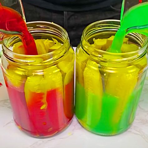 Kool Aid Pickles Recipe - How To Make Kool Aid Pickles - Easy Pickle Ideas - No Canning Pickles Kool Aid Pickles, Pickle Ideas, Kool Aid Packets, Make Pickles, Easy Pickle, Homemade Gummies, How To Make Pickles, Pickles Recipe, Canning Pickles