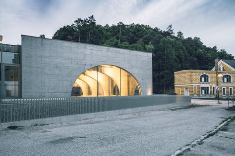 Glass Pavilion, Tourist Center, Round Arch, Public Architecture, Event Hall, Cultural Architecture, Commercial Architecture, Old Building, Architectural Inspiration