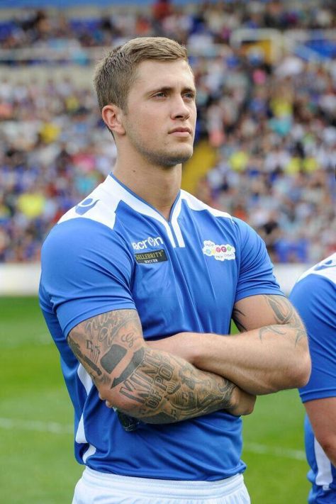 // Dan Osborne, Hot Rugby Players, Rugby Men, Inked Men, Blonde Guys, Soccer Boys, Rugby Players, Men In Uniform, Athletic Men