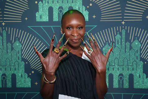 Cynthia Erivo Nails, Margaret Hamilton, Wicked Movie, Oz Movie, Witch Of The West, Cynthia Erivo, Green To Blue, Her Nails, Micro Braids