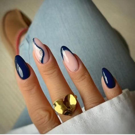 Navy Nails Design, Paznokcie Hello Kitty, Kutek Disney, Unghie Sfumate, Navy Nails, Navy Blue Nails, Nagel Tips, Formal Nails, Makijaż Smokey Eye