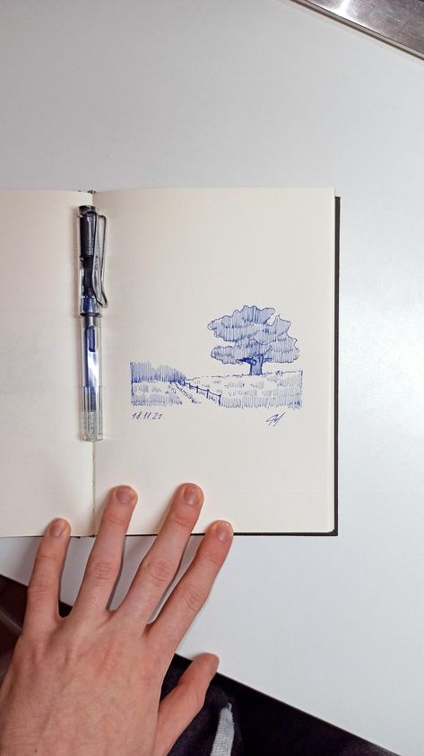 Scetches Notebook Easy, Fast Sketches, Biology Drawing, Fineliner Art, Academic Drawing, Architecture Drawing Sketchbooks, Perspective Drawing Architecture, Nature Art Drawings, Notebook Art