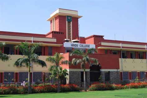 Best Humanities Colleges In India: Humanities enable one to study human society, ideologies, beliefs, art, architecture, religion, and countless such topics. Humanities students especially build skills in writing and critical reading. Hindu College, Chemistry Jobs, Jawaharlal Nehru University, North Campus, Green Chemistry, Critical Reading, College Job, University Of Delhi, Human Resource Development