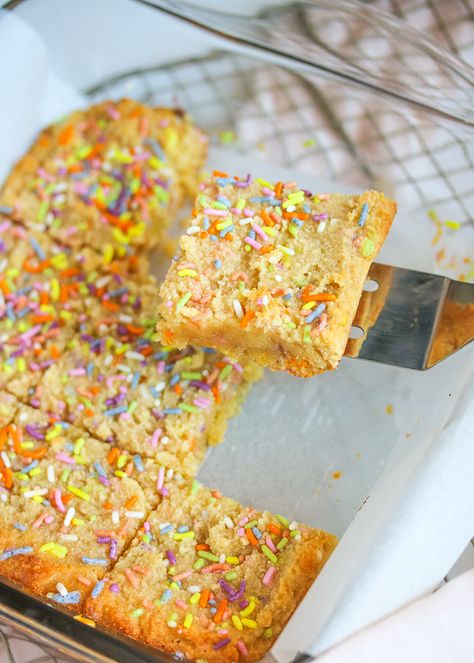 Vanilla Birthday Cake Bars | PALEO, Gluten Free – Just Jessie B Paleo Birthday Cake, Love Birthday Cake, Dairy Free Birthday Cake, Aip Paleo Desserts, Perfect Vanilla Cake, Vanilla Birthday Cake, Love Birthday, Cookie Cake Recipe, Paleo Desserts