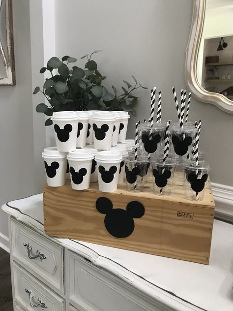 Black And White Minnie Mouse Party, Black And White Mickey Birthday, Mickey Black And White Party, Boho Mickey Mouse Party, Twodoodles Birthday Party Boy, Mickey Mouse Birthday Black And White, Neutral Mickey Mouse Party, Mickeys Clubhouse Birthday, Black And White Mickey Mouse Party