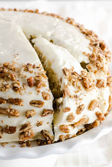 butter pecan cake with toasted pecans Cake With Pecans, Toffee Cake, Whiskey Cake, Butter Pecan Cake, Cake Frosting Recipe, Southern Desserts, Pecan Cake, Cake Recipes From Scratch, Lemon Pound Cake