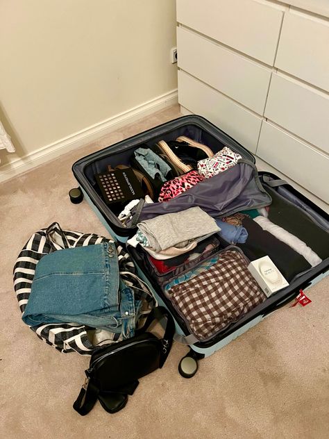 #packing #vacation #holiday #cruise Vacation Prep, Airport Aesthetic, Vacation Bag, Suitcase Packing, Cute Muslim Couples, Travel Must Haves, Vacation Packing, Going On A Trip, I Want To Travel